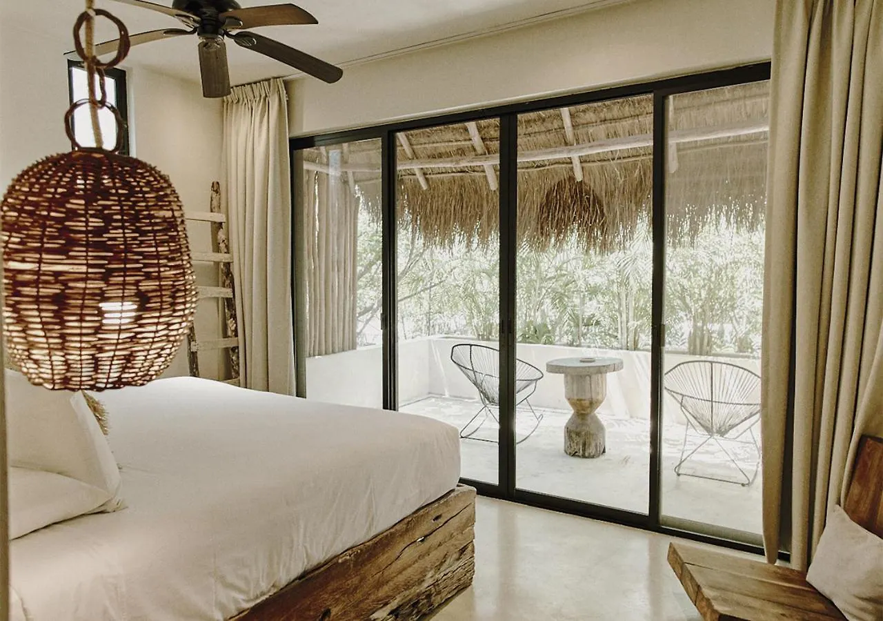 Una Vida Tulum Otel